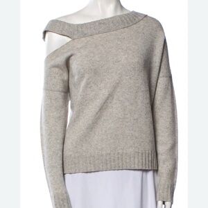 Vince NWT Cashmere and Wool Cold shoulder‎ sweater Size XS